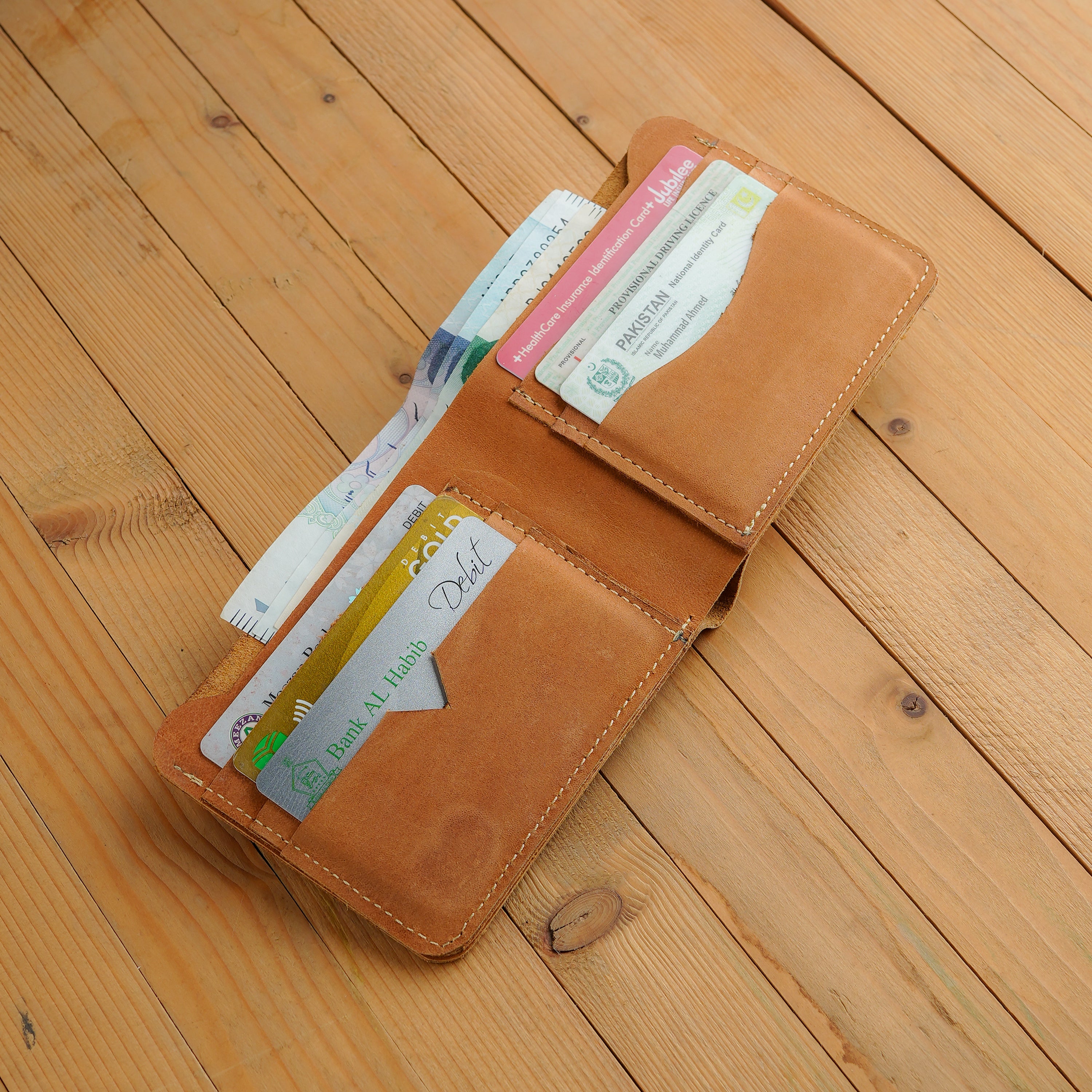 Bi-Fold Camel Brown Leather Wallet